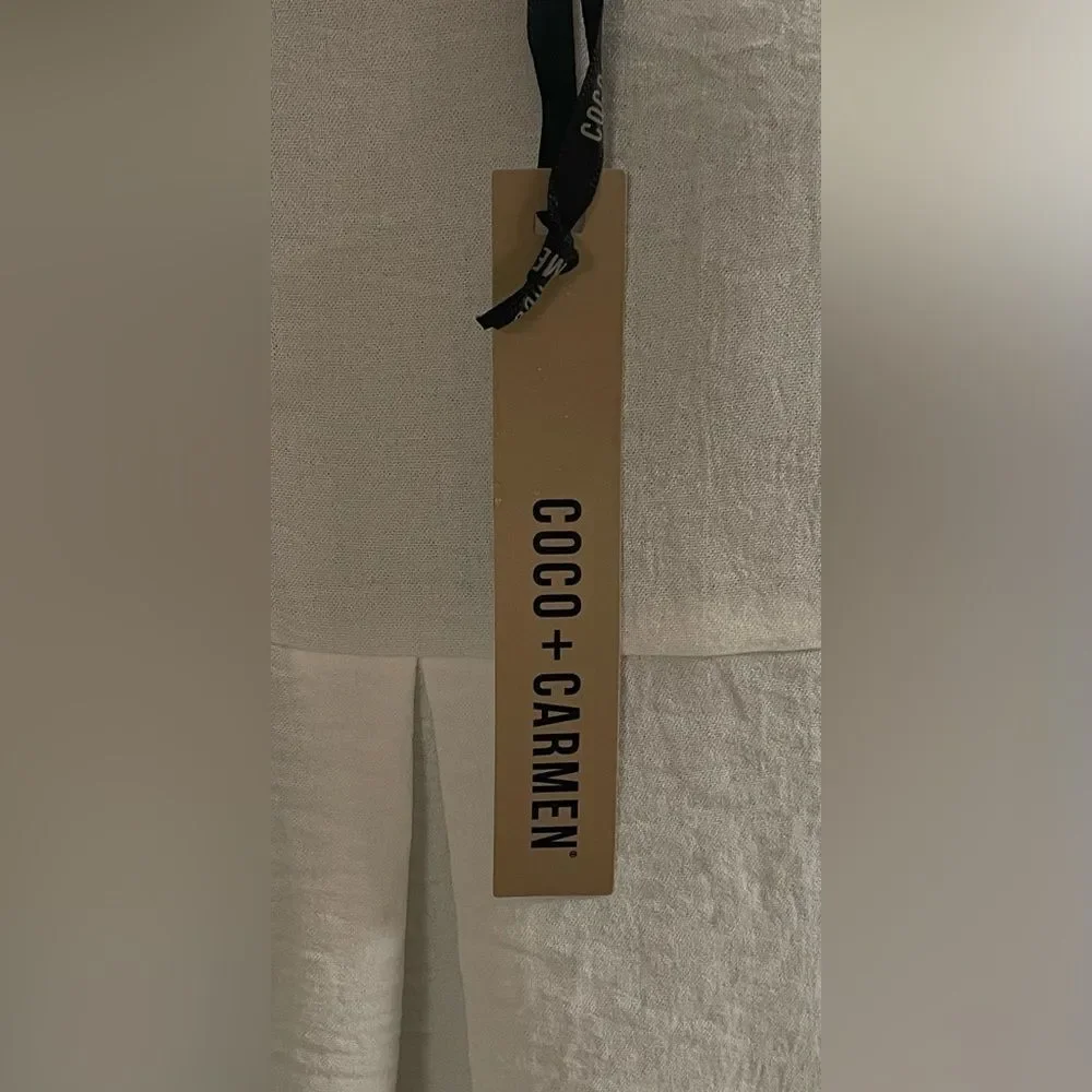 Coco + Carmen Savanna white, half button down, flutter sleeve size S/M - Picture 5 of 7